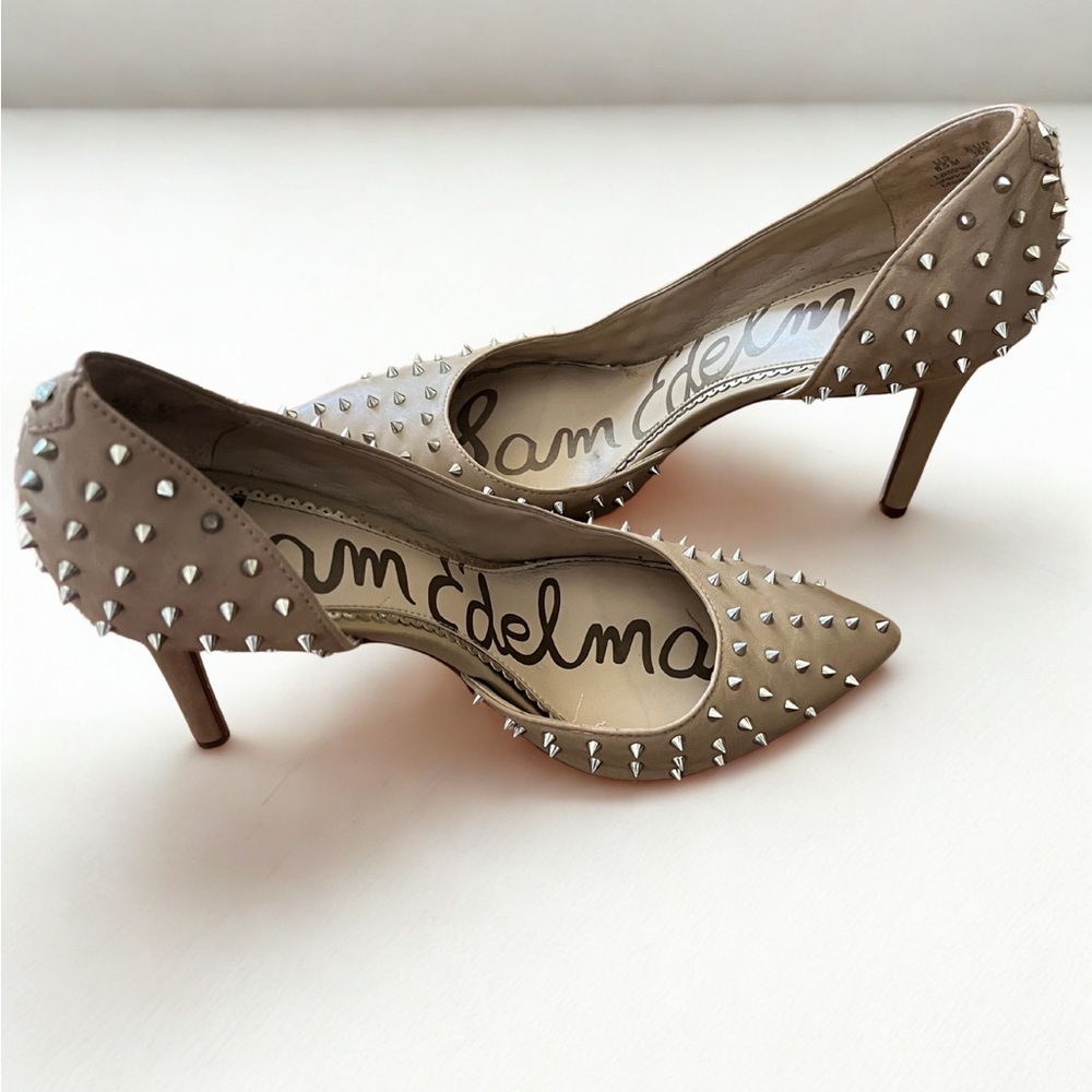 Sam Edelman Nude Studded Pointed Toe Heels Pumps Women’s Size 8.5 Rockstud Style
